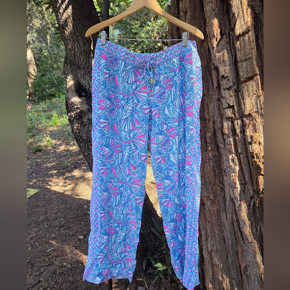 Lilly Pulitzer Blue and Pink Patterned Women's‎ Pants